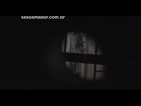 ❤️ UBlondie uthathwa kwividiyo ngokufihlakeleyo yivoyeur yasebumelwaneni efihlwe emva kwezitena ezingenanto Amanyala asekhaya kwi-xh.porngifmag-com.ru ❌️
